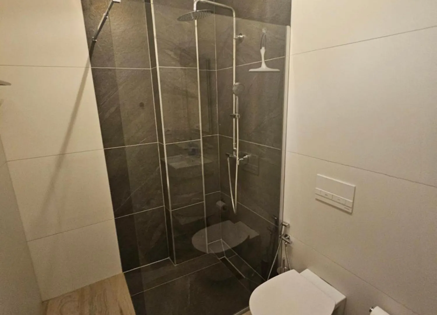 Jusal Sea View Apartment Sarandë